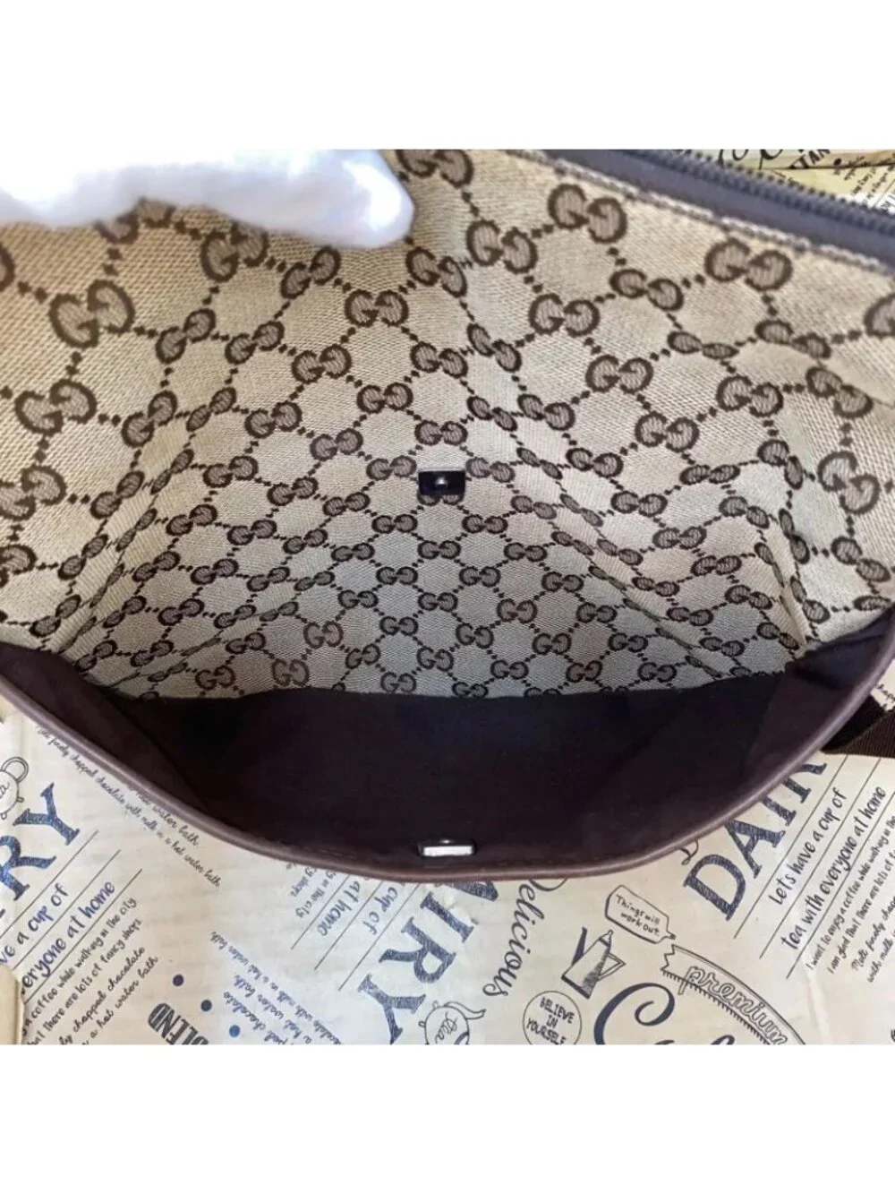 ★SOLD★ Gucci Shoulder Bag GG Canvas Crossbody Brown Perforated - Picture 11 of 16